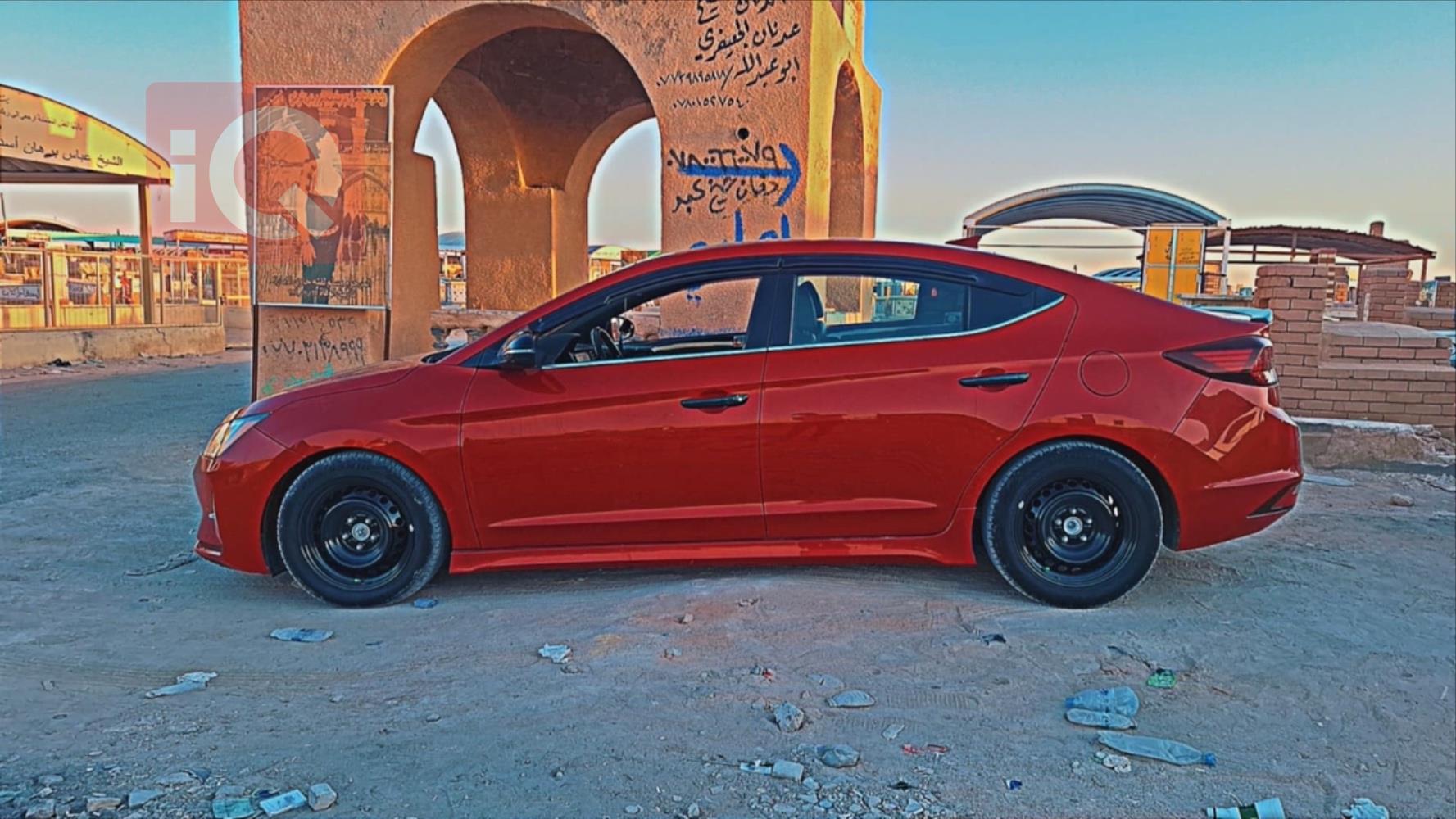 هیوندای ئەلەنترا